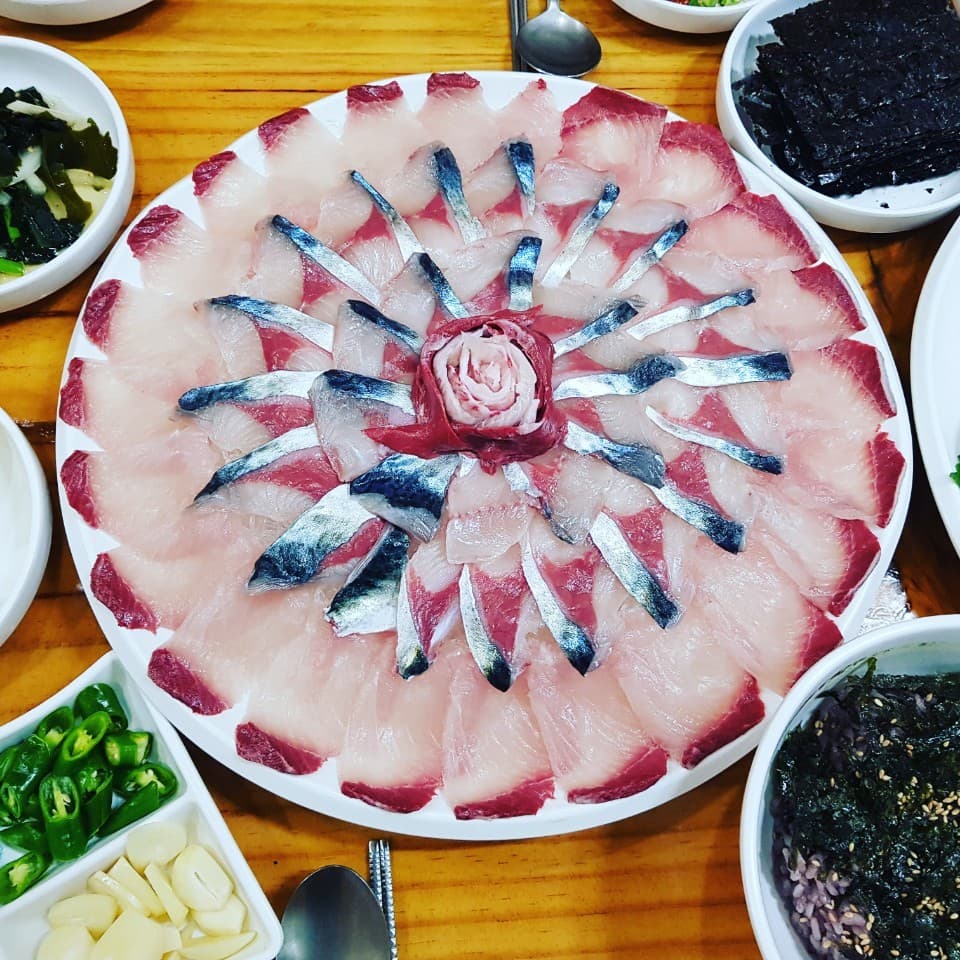 자리돔횟집 사진 3