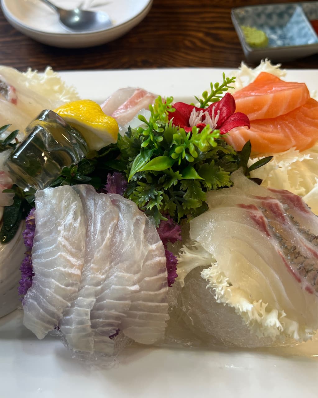 오키나와: 신선한 초밥과 생선회를 즐기는 도민 맛집