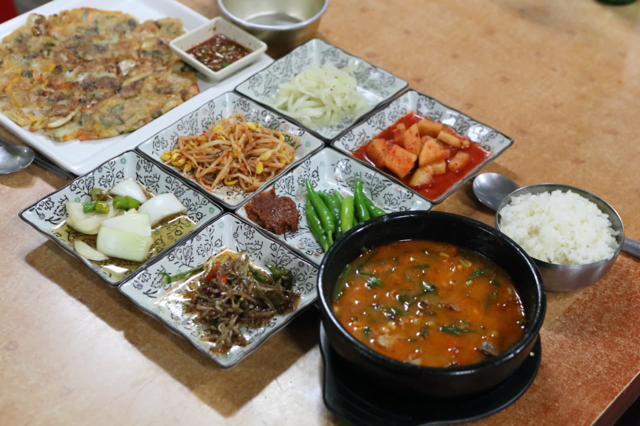 풍년식당