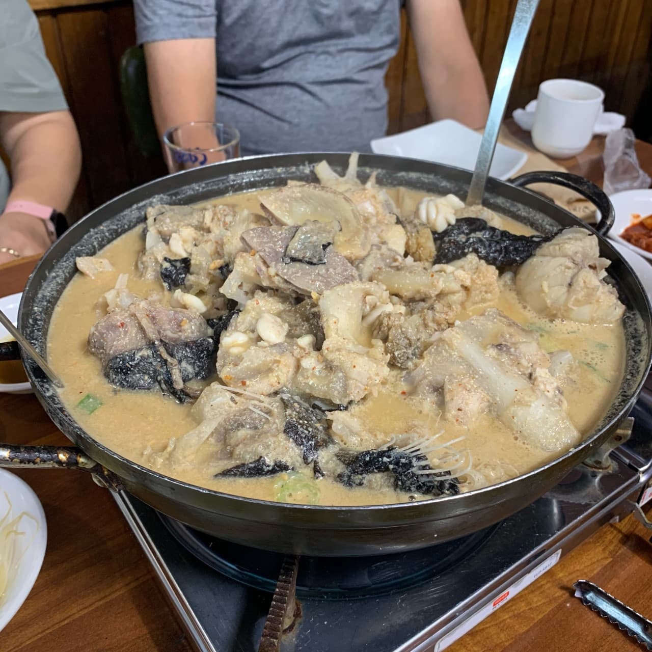 각지불