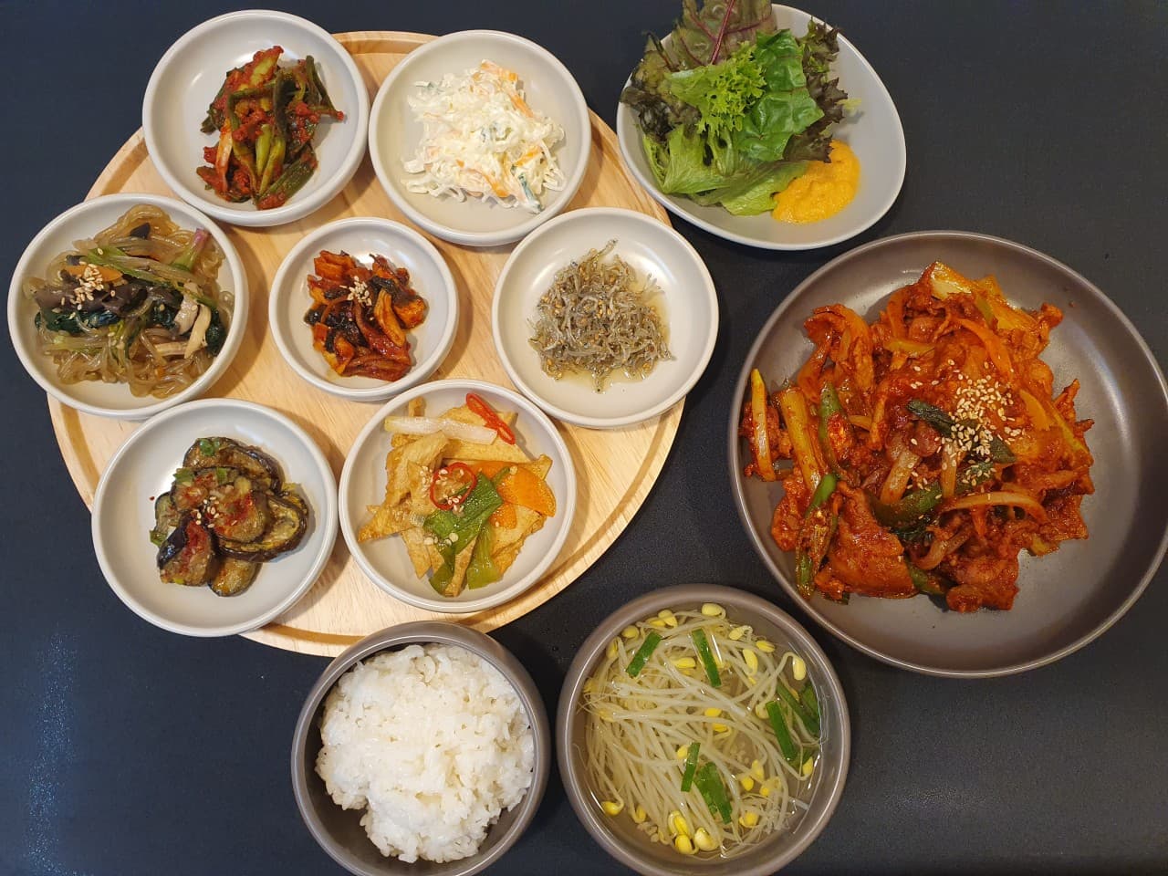 달그락식탁